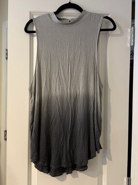American Eagle Outfitters Gray Ombre Sleeveless Tank